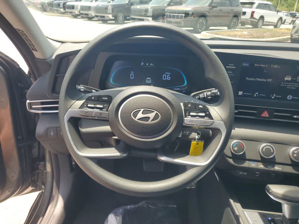 Thumbnail: 2026 Hyundai Elantra - 24