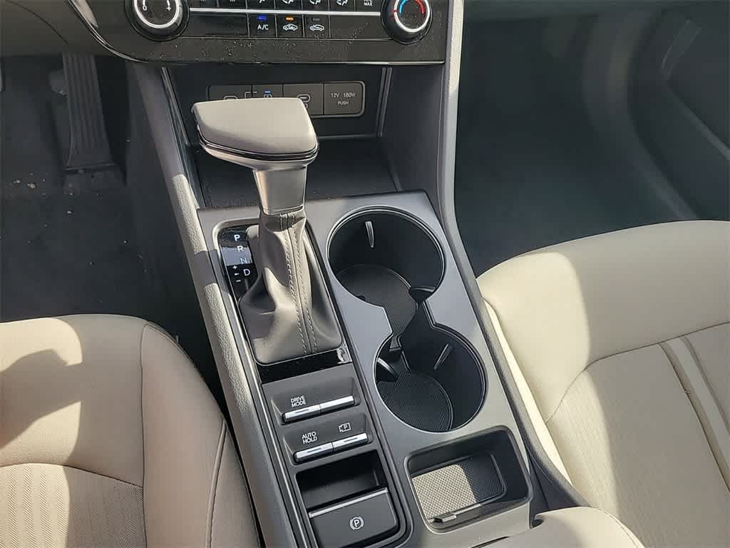 2025 Hyundai Sonata SE 27