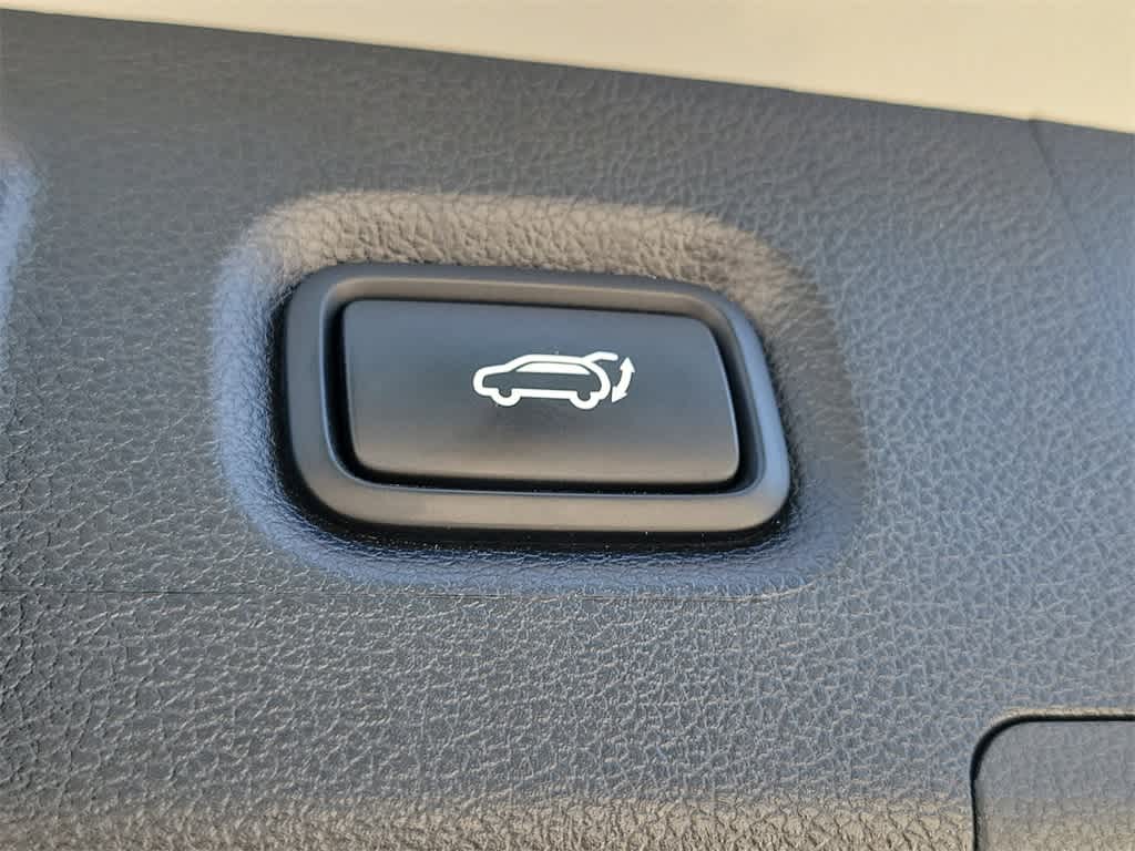 Thumbnail: 2023 Hyundai Santa Fe - 15