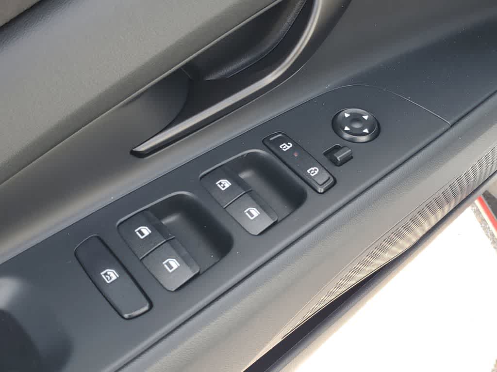 Thumbnail: 2026 Hyundai Elantra - 19