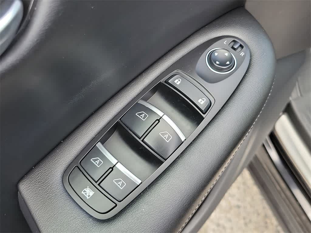 Thumbnail: 2019 INFINITI QX50 - 21