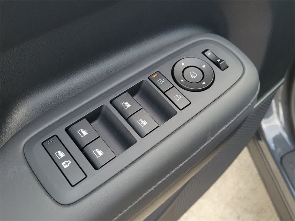 Thumbnail: 2025 Hyundai Santa Fe - 18