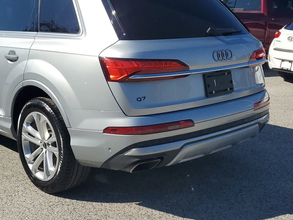Thumbnail: 2025 Audi Q7 - 8