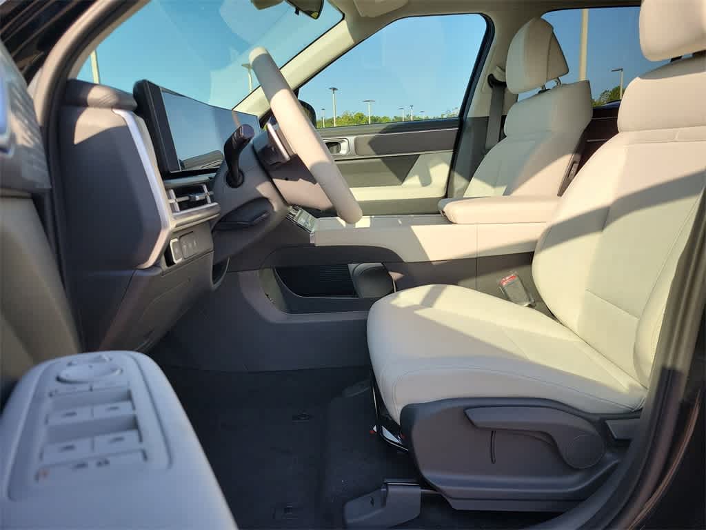 2025 Hyundai Santa Fe SE 19