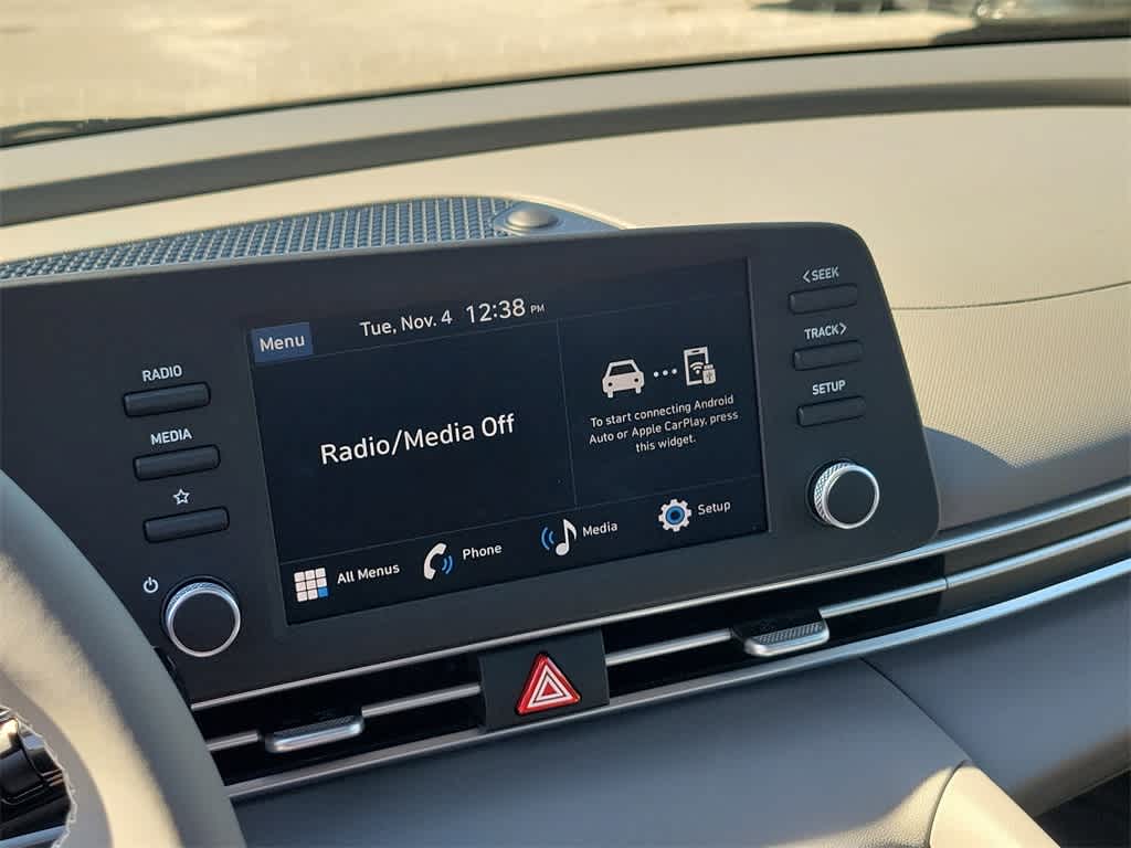 Thumbnail: 2025 Hyundai Elantra - 28