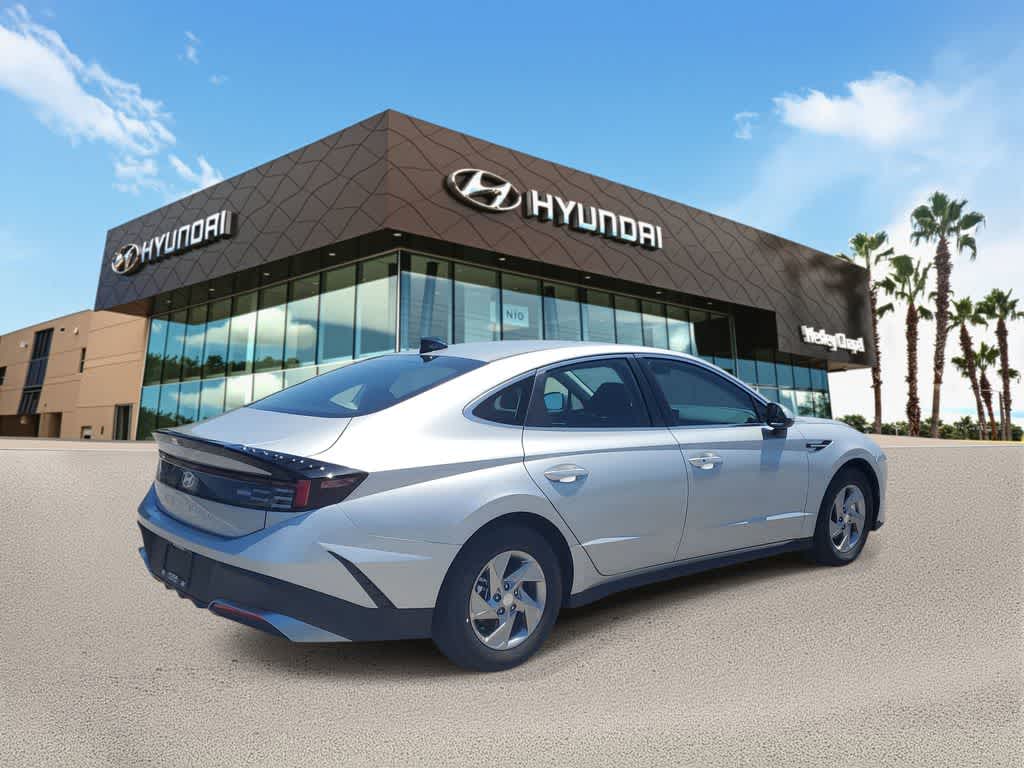 Thumbnail: 2026 Hyundai Sonata - 3
