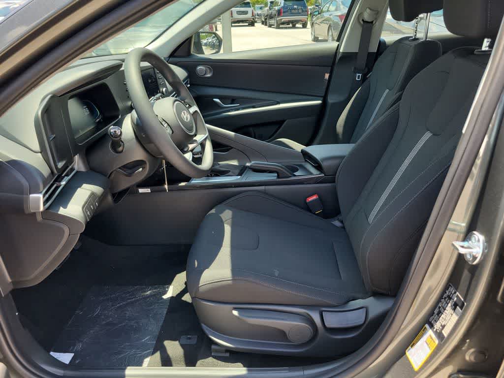 Thumbnail: 2026 Hyundai Elantra - 12