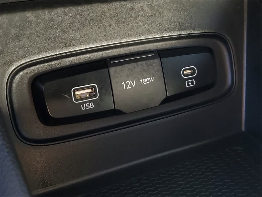 Thumbnail: 2024 Hyundai Venue - 29