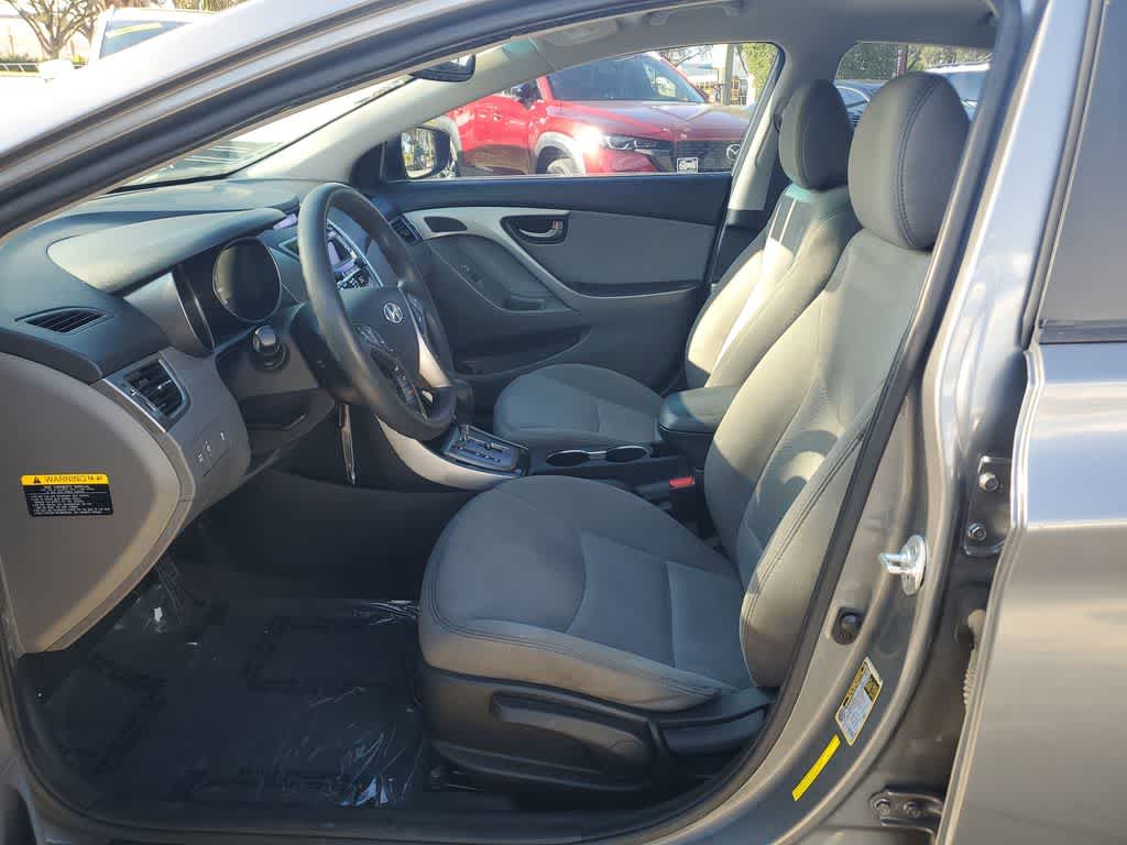 Thumbnail: 2013 Hyundai Elantra - 20