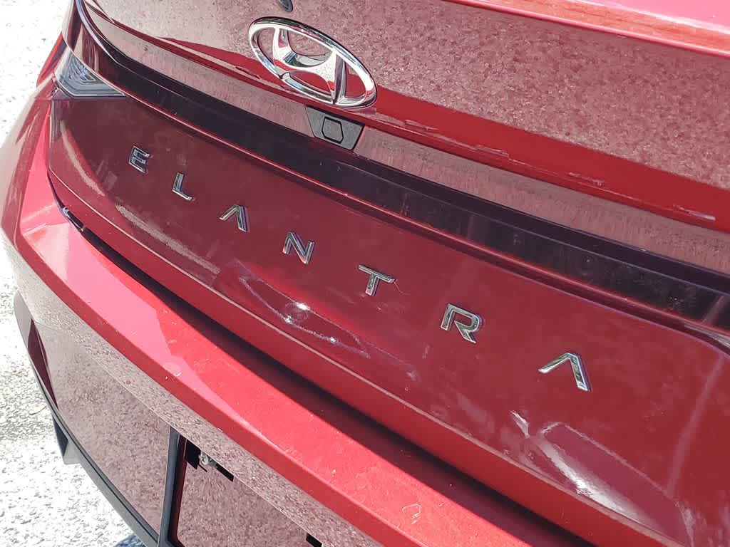 Thumbnail: 2023 Hyundai Elantra - 6