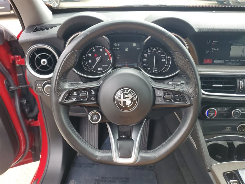 Thumbnail: 2021 Alfa Romeo Stelvio - 26