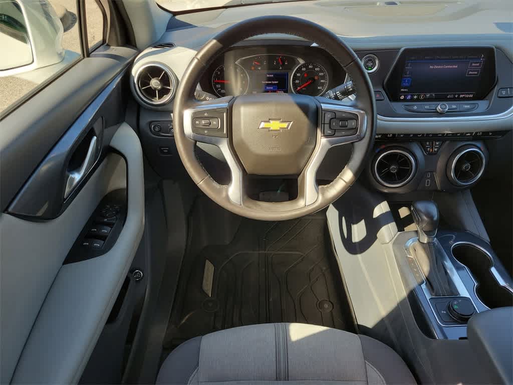 Thumbnail: 2020 Chevrolet Blazer - 15