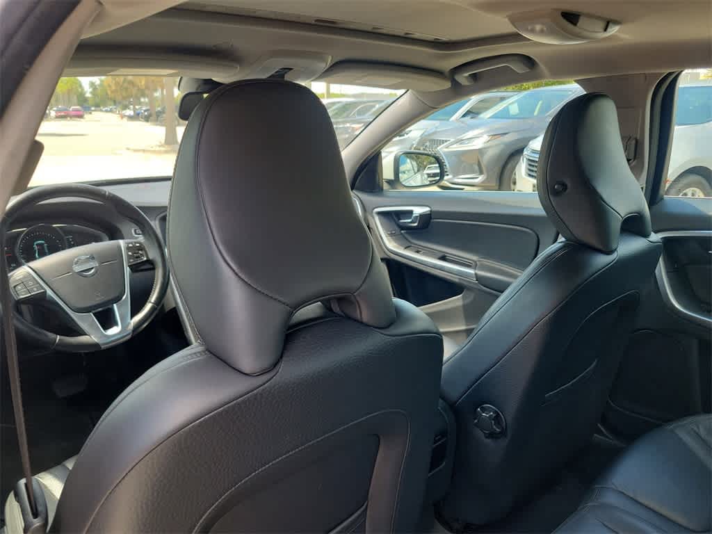 Thumbnail: 2014 Volvo S60 - 13
