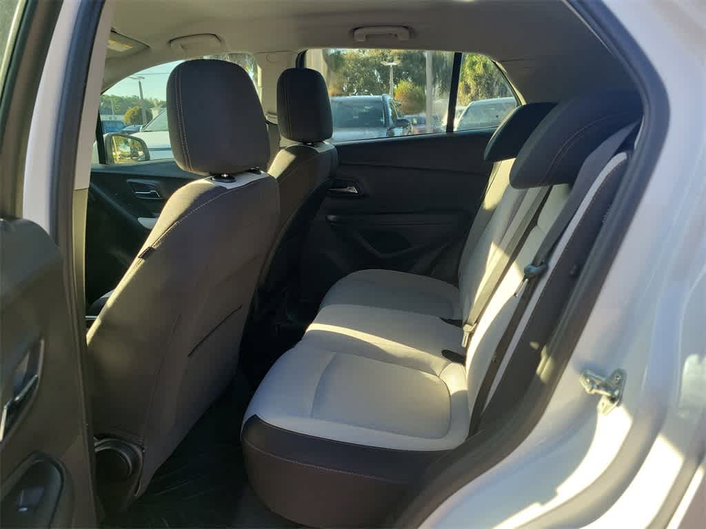 Thumbnail: 2019 Chevrolet Trax - 10