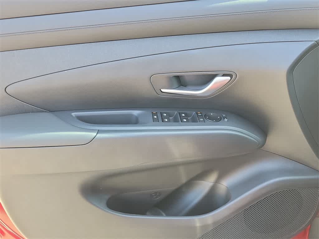 2025 Hyundai Tucson SEL Convenience 17