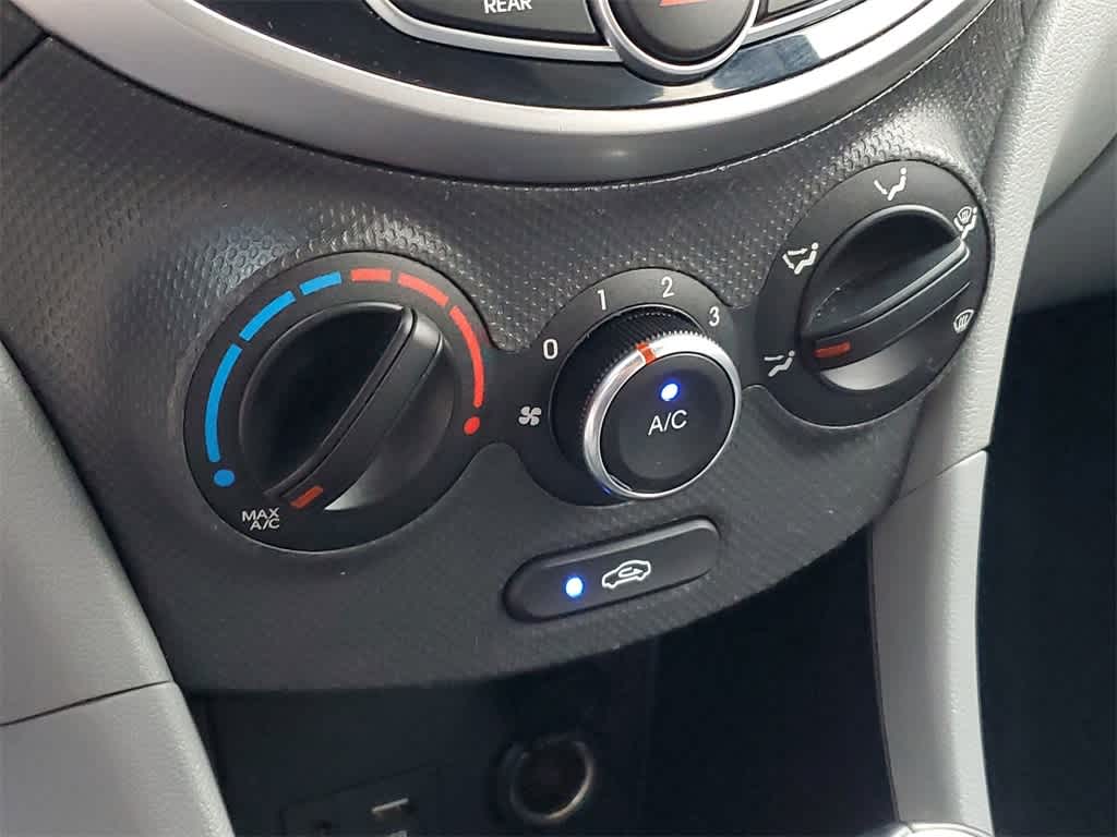 Thumbnail: 2017 Hyundai Accent - 29