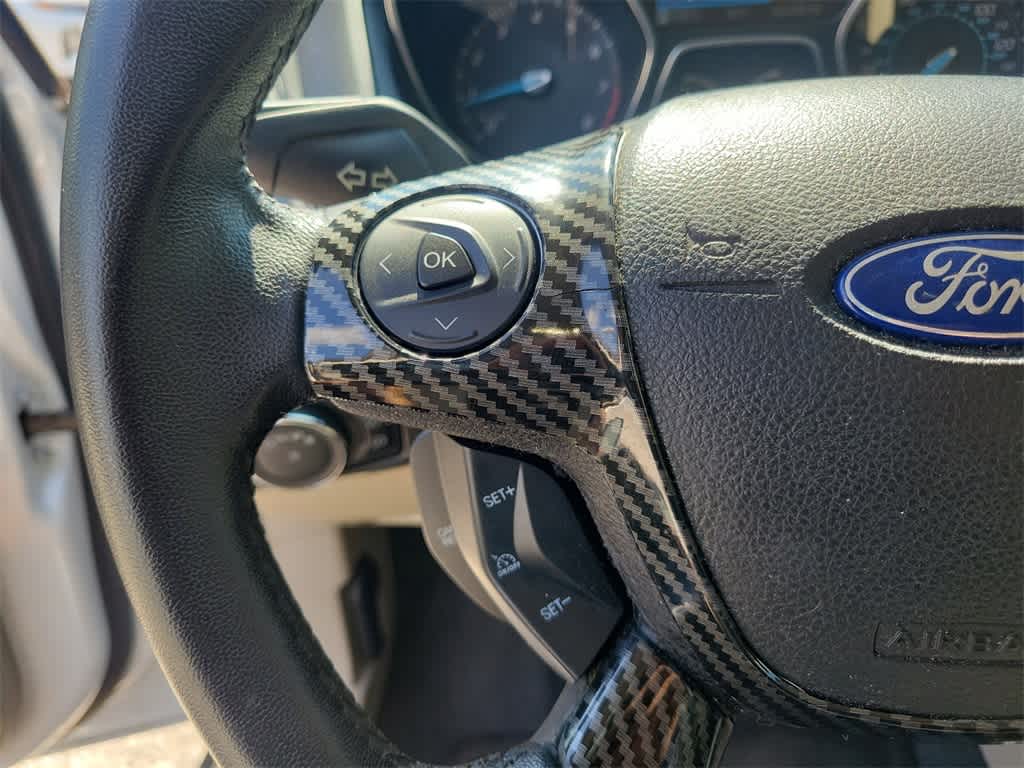 Thumbnail: 2012 Ford Focus - 28