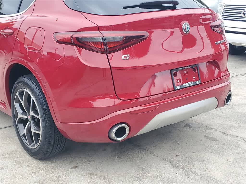 Thumbnail: 2021 Alfa Romeo Stelvio - 8