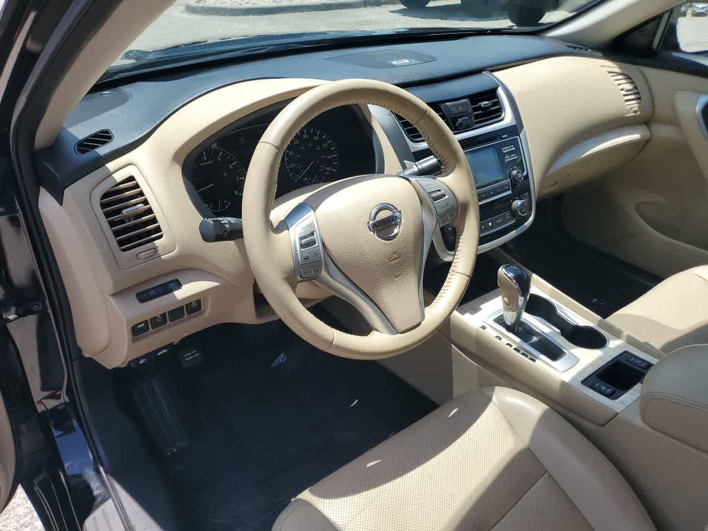 Thumbnail: 2018 Nissan Altima - 22