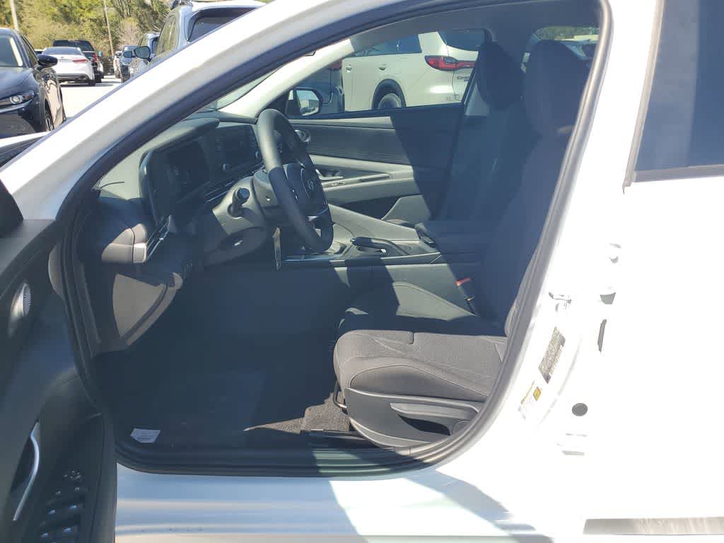 Thumbnail: 2026 Hyundai Elantra - 22