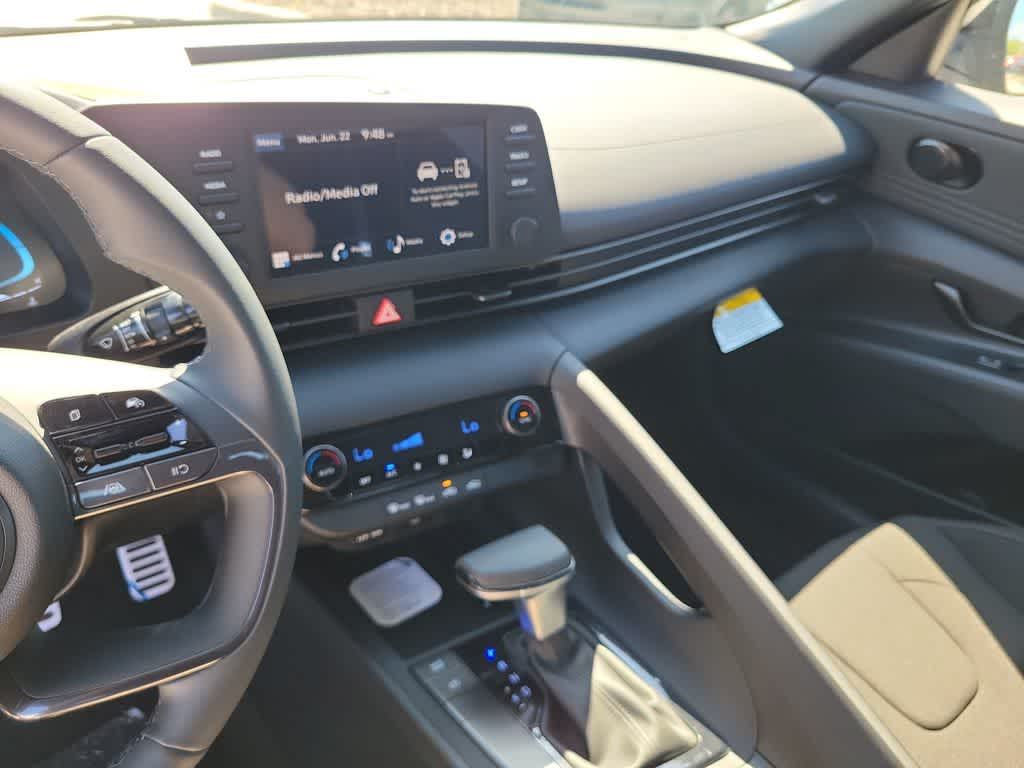 Thumbnail: 2026 Hyundai Elantra - 22