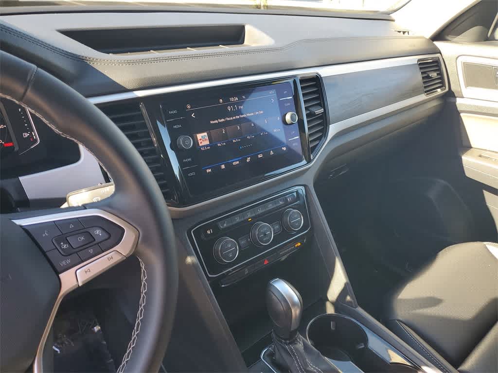 Thumbnail: 2022 Volkswagen Atlas - 30