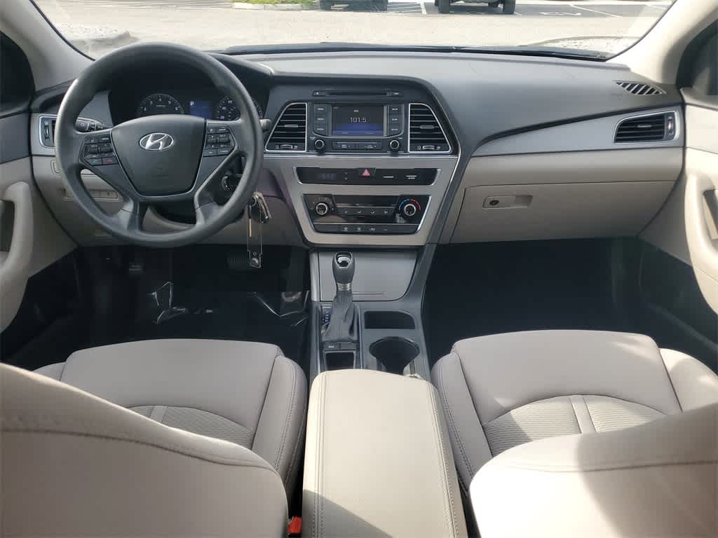 Thumbnail: 2015 Hyundai Sonata - 14