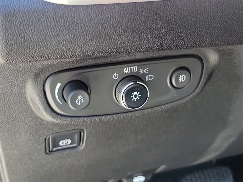 Thumbnail: 2023 GMC Terrain - 20