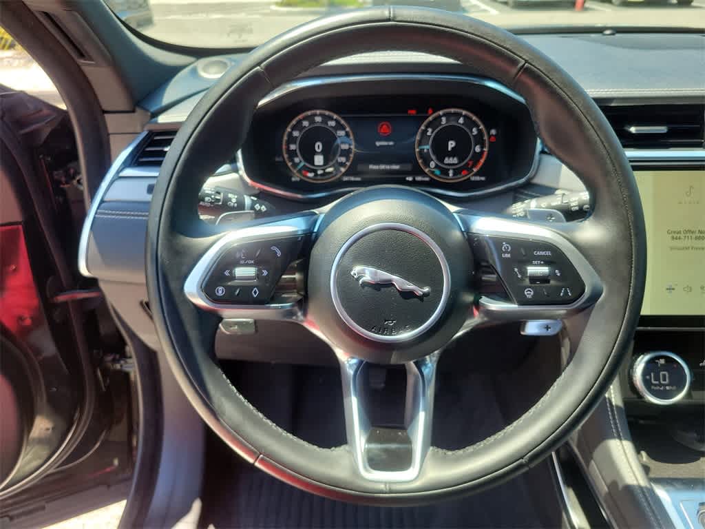 Thumbnail: 2025 Jaguar F-Pace - 24