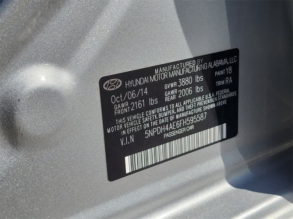 Thumbnail: 2015 Hyundai Elantra - 21