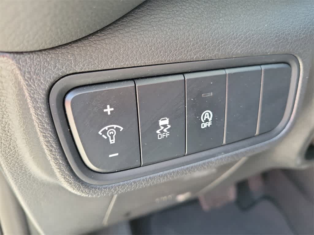 Thumbnail: 2023 Kia Soul - 19