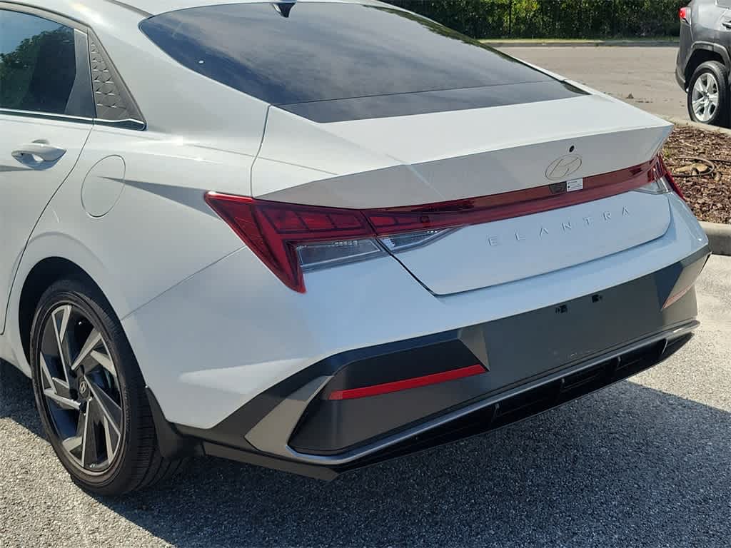 Thumbnail: 2025 Hyundai Elantra - 6