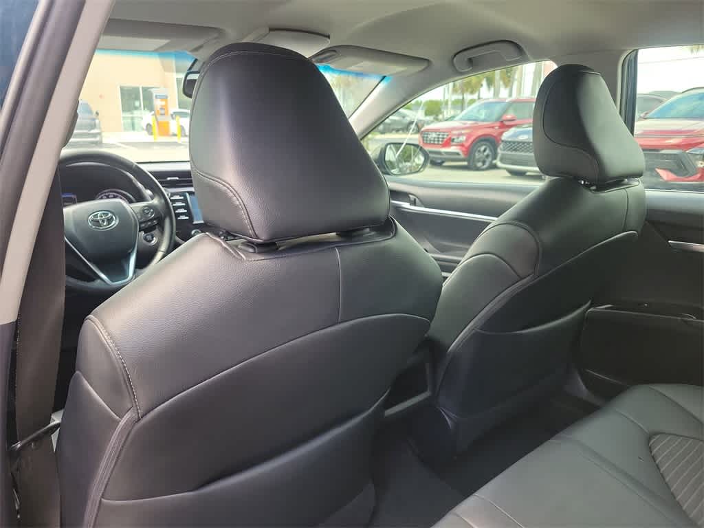 Thumbnail: 2018 Toyota Camry - 11