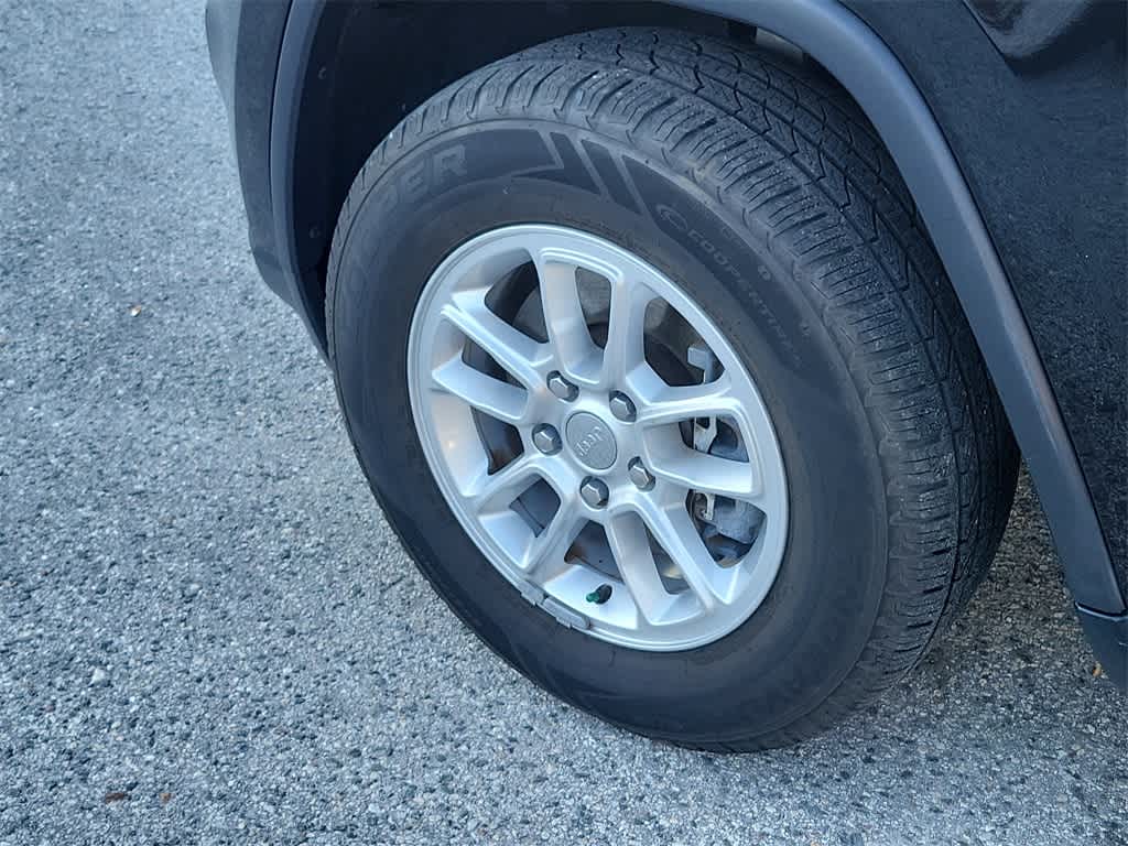 Thumbnail: 2019 Jeep Grand Cherokee - 5