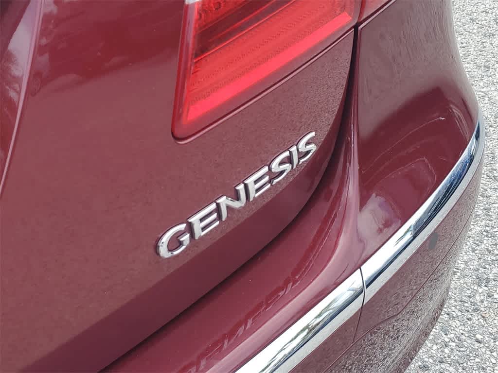 Thumbnail: 2013 Hyundai Genesis - 6