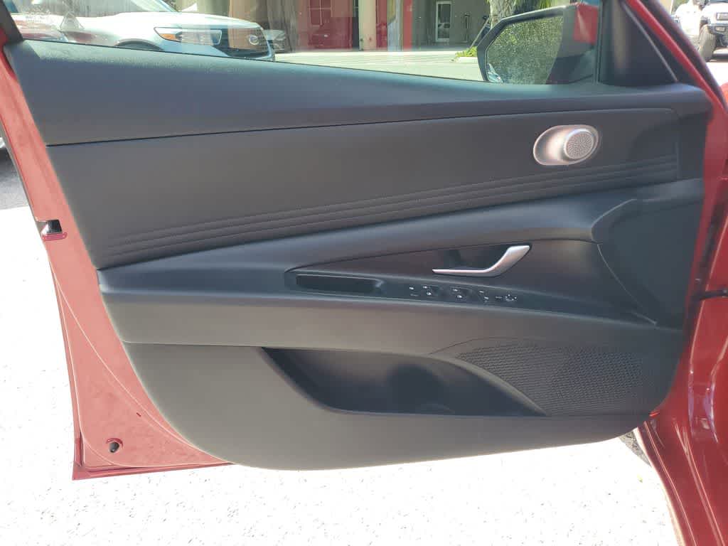 Thumbnail: 2023 Hyundai Elantra - 15