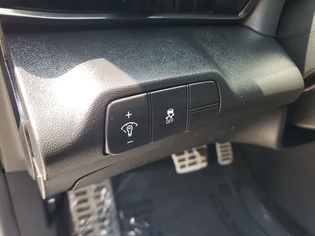 Thumbnail: 2025 Hyundai Elantra - 20