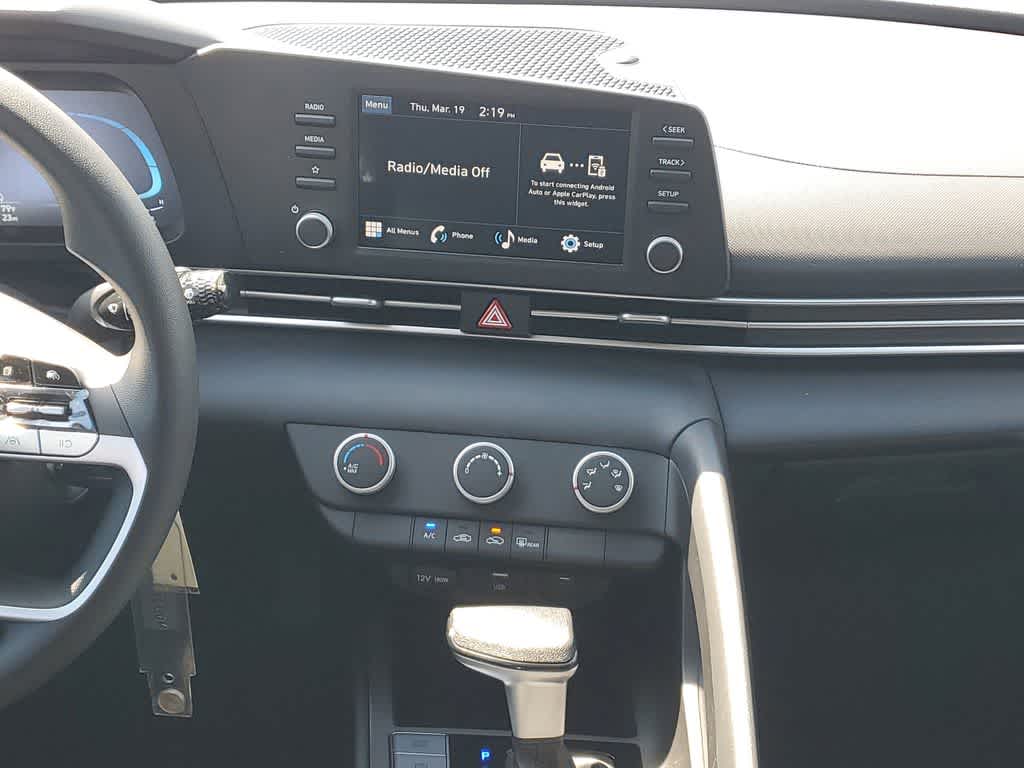 Thumbnail: 2026 Hyundai Elantra - 16