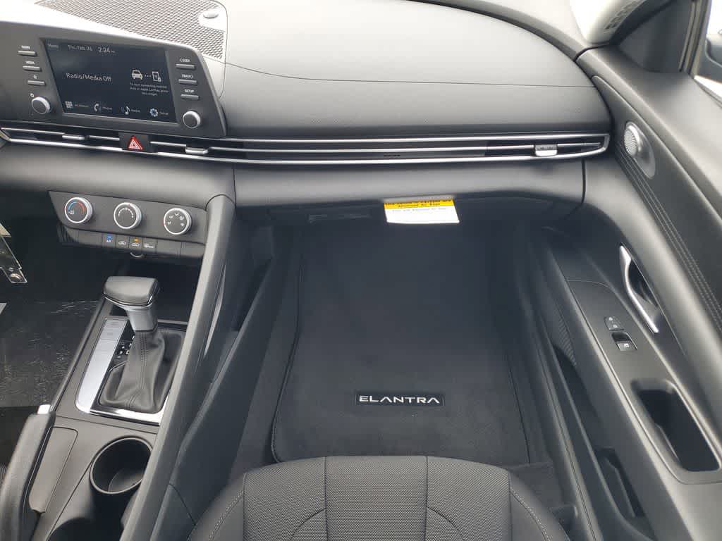 Thumbnail: 2026 Hyundai Elantra - 13