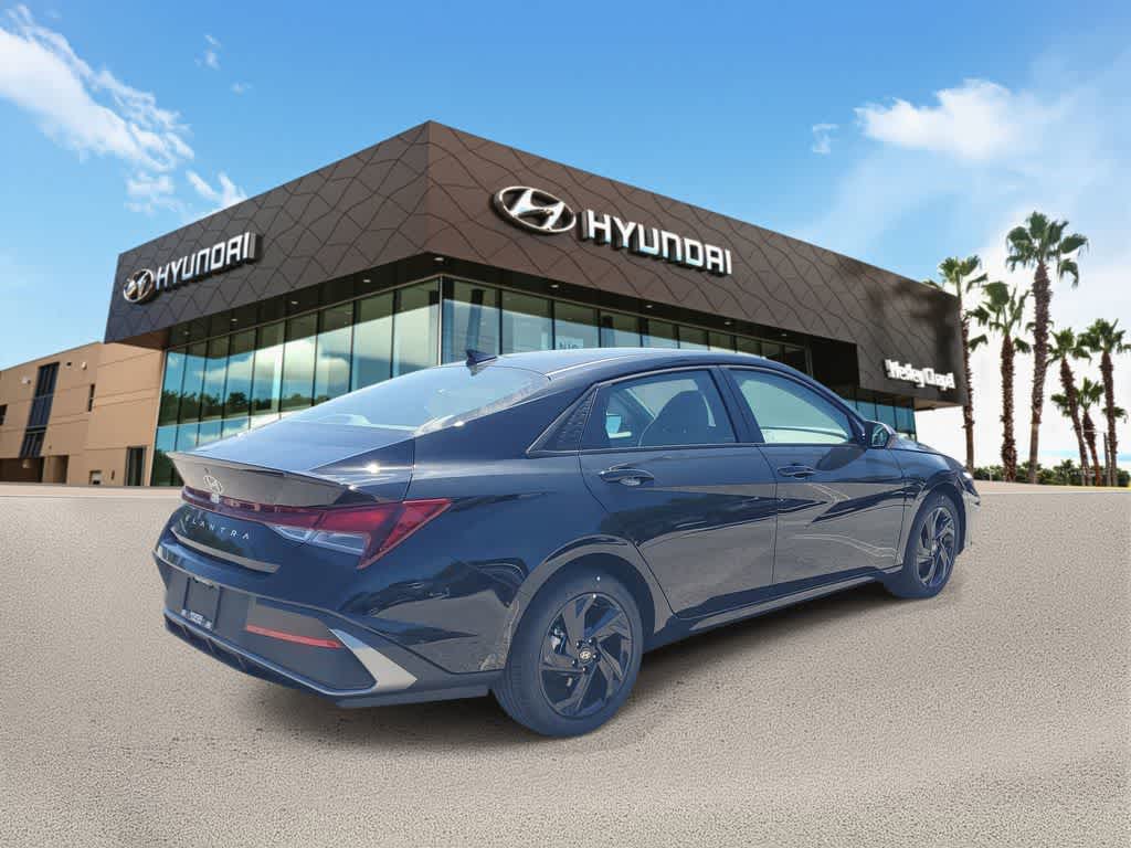 Thumbnail: 2026 Hyundai Elantra - 3