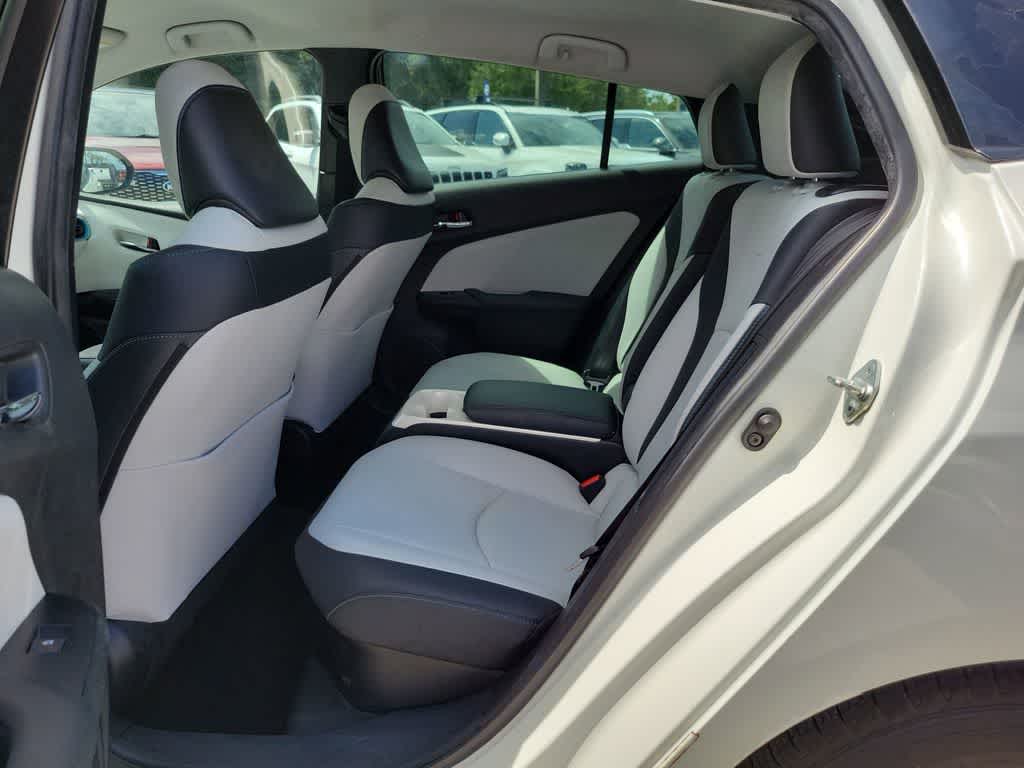 Thumbnail: 2017 Toyota Prius Prime - 9
