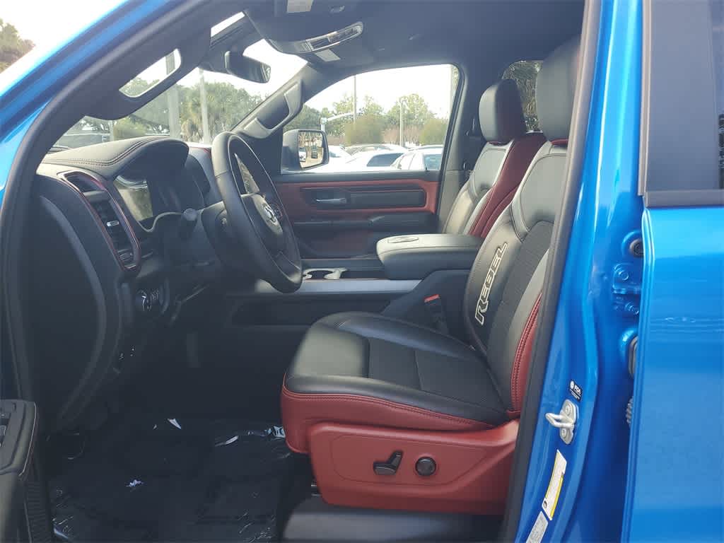 Thumbnail: 2025 RAM 1500 - 23