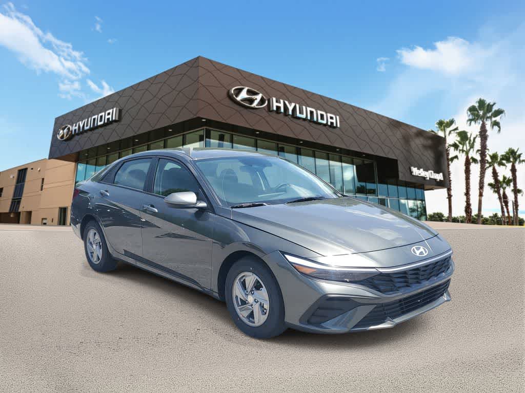 Thumbnail: 2026 Hyundai Elantra - 4
