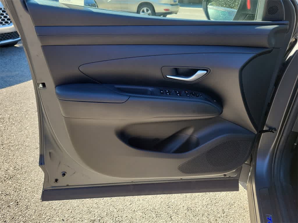 Thumbnail: 2025 Hyundai Tucson - 17