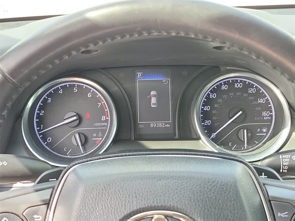 2020 Toyota Camry SE 27