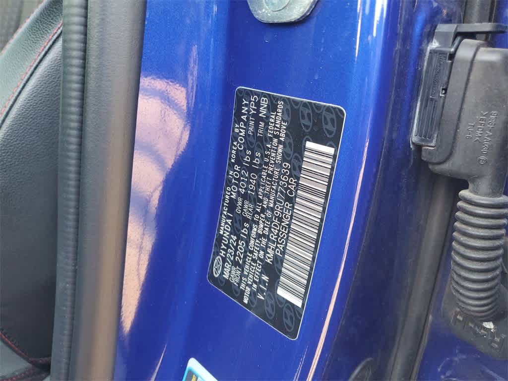 Thumbnail: 2024 Hyundai Elantra - 18