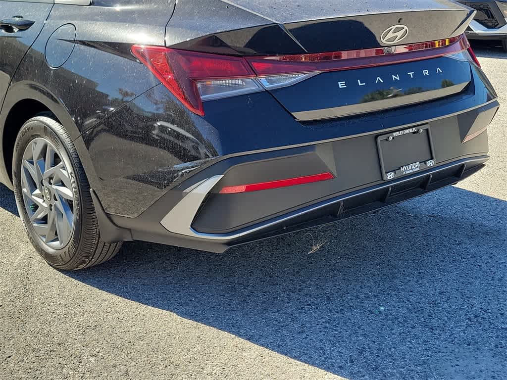 Thumbnail: 2024 Hyundai Elantra - 7
