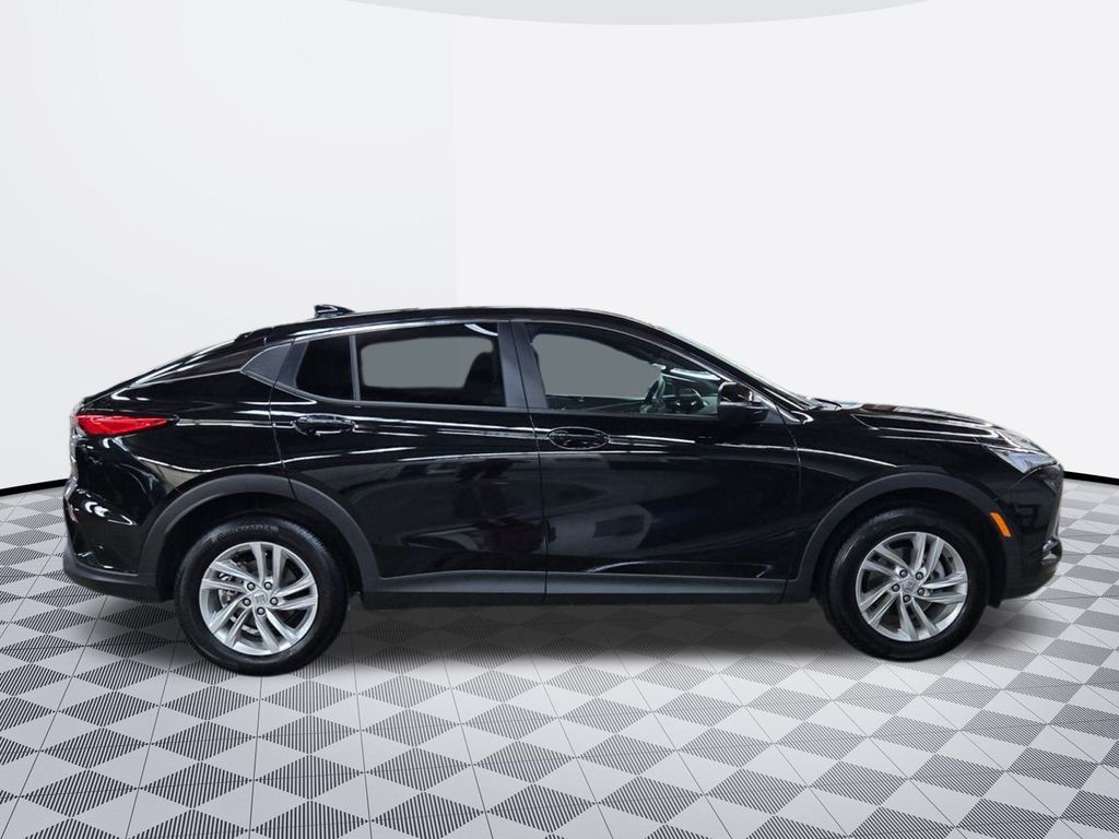 2025 Buick Envista Preferred photo 4