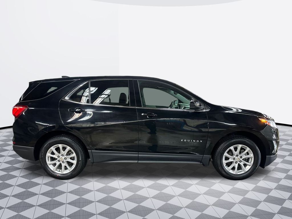 2020 Chevrolet Equinox LT photo 4