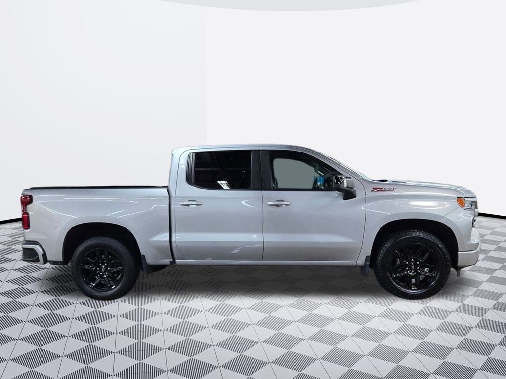 2022 Chevrolet Silverado 1500 RST photo 4